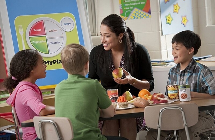 Voucher scheme launches for schools providing free school meals