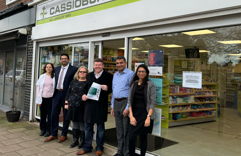 Local Watford MP Dean Russell visits Cassiobury Pharmacy to discover more about Pharmacy First