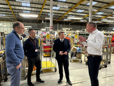 Dean Russell MP visits Royal Mail